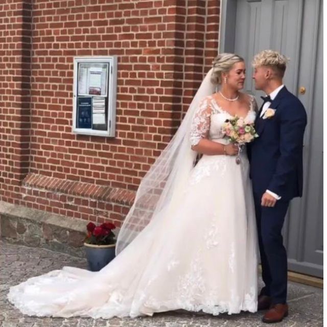Billeder af ægte brudepar billeder bryllupsfotograf bryllupsbilleder