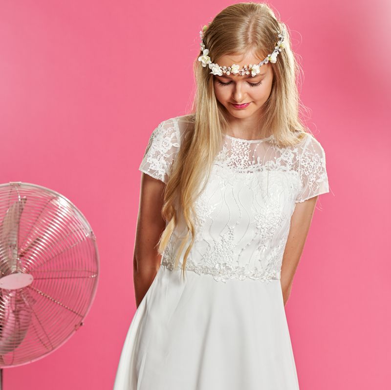 Billig konfirmationskjole på tilbud Real silk Lilly partyline